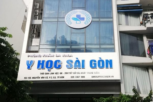 Với hàng loạt sai phạm, Phòng khám Đa khoa Y học Sài Gòn, Q.5, TP.HCM bị Thanh tra Sở Y tế TP.HCM phạt 202 triệu đồng và đóng cửa 4 tháng - Ảnh: PV