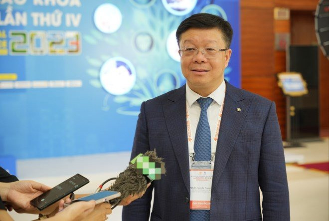 Giám đốc Bệnh viện Lão khoa trung ương  Nguyễn Trung Anh phát biểu tại hội nghị - Ảnh: BVCC