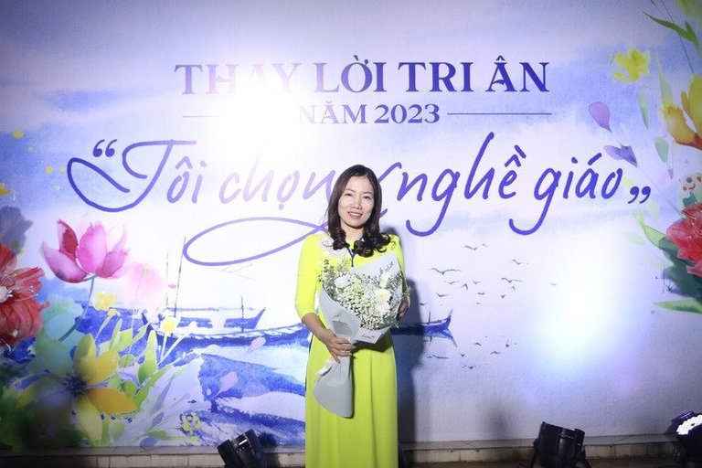 Cô Khuất Thị Hòa, giáo viên môn hóa, Trường THCS Sơn Tây tại chương trình