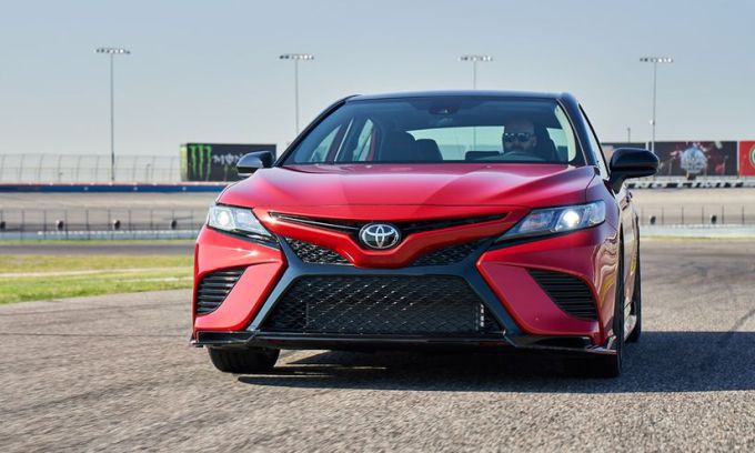 Toyota Camry đời 2020-2022 thuộc diện triệu hồi vì lỗi túi khí 