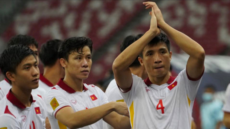 ĐT Việt Nam chính thức rơi khỏi top 100 FIFA