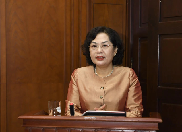 Thống đốc NHNN Nguyễn Thị Hồng phát biểu. Ảnh: Đức Khanh