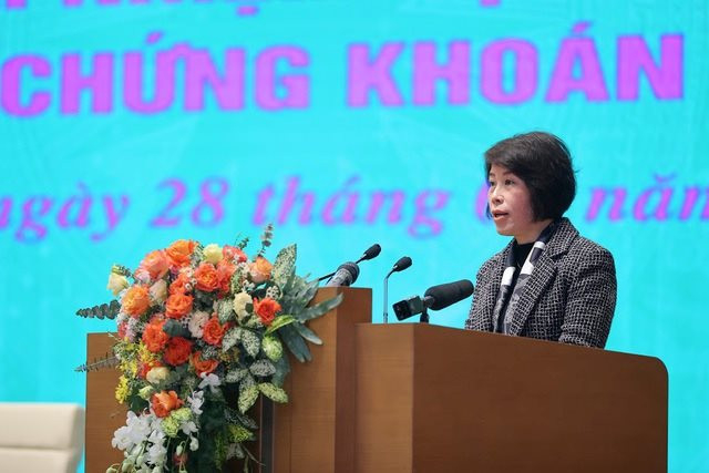 Thứ trưởng Bộ KH-ĐT Nguyễn Thị Bích Ngọc