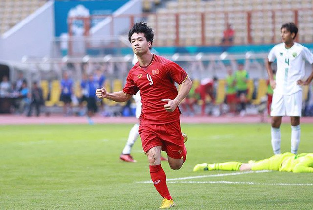 Vào sân ngay từ đầu trận, hay xuất hiện từ băng ghế dự bị thì Công Phượng vẫn là nhân tố quan trọng với đội tuyển Olympic Việt Nam (ảnh: Huyền Trang)