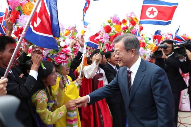 Tổng thống Hàn Quốc, Moon Jae-in được người dân Bình Nhưỡng chào đón nhiệt tình