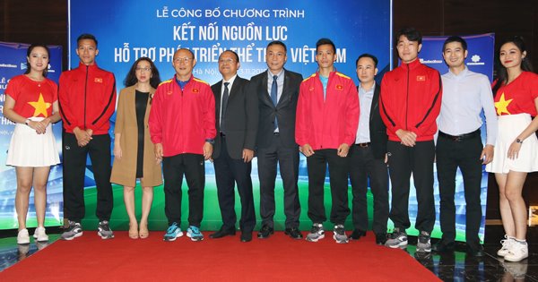 Đội tuyển Việt Nam được thưởng 300 triệu đồng từ nhà tài trợ trước thềm AFF Suzuki Cup 2018