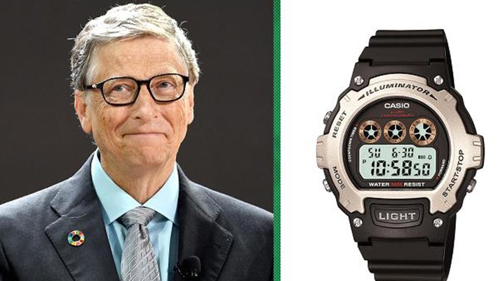Sở hữu tài sản trị giá gần 90 tỷ USD, nhà sáng lập Microsoft - Bill Gates có sở thích đeo đồng hồ Casio Illuminator Sports Digital Chrono Watch W214H-1AV giá 22 USD. Ông từng thừa nhận chỉ tiêu 10 USD cho đồng hồ đeo tay.