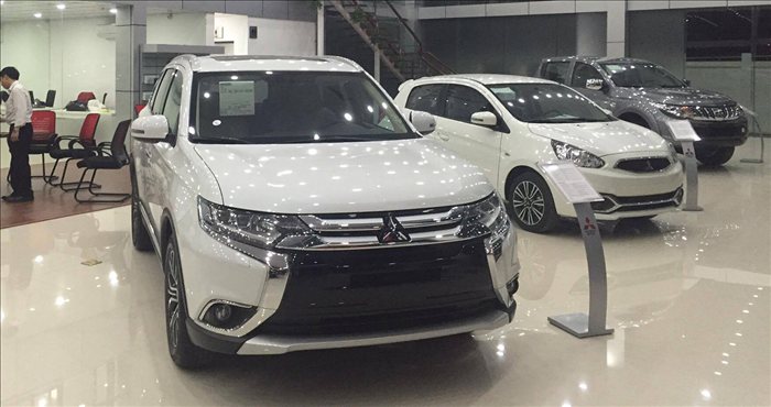 Trong tháng 1/2018, Mitsubishi Pajero là mẫu xe nhận được mức giảm giá bán sâu nhất tới 164 triệu đồng.