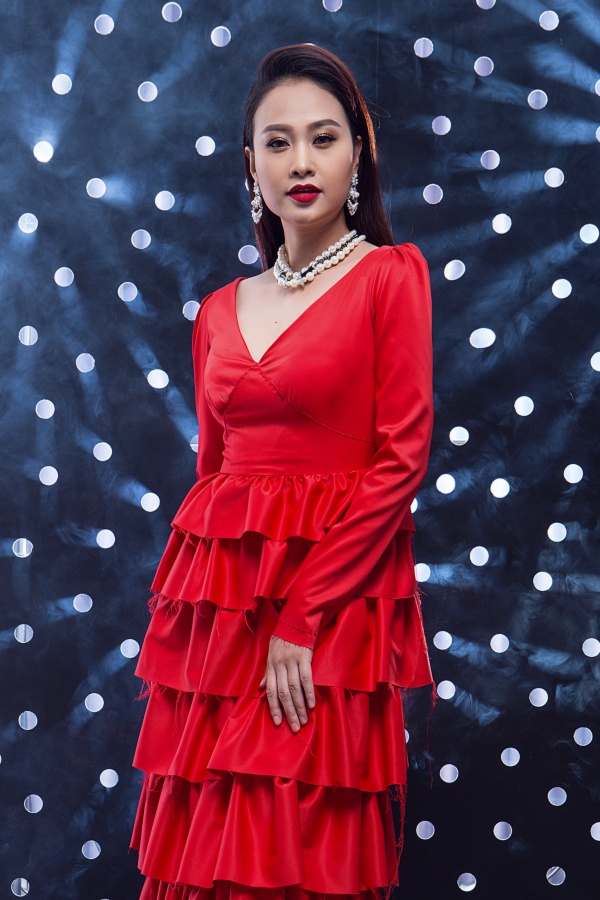 Nữ ca sĩ trẻ Hà Thuý Anh.