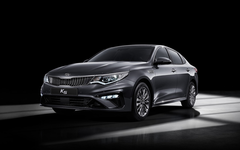 Mẫu sedan K5/Optima được nâng cấp đáng kể