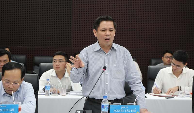 Bộ trưởng Bộ GTVT Nguyễn Văn Thể cho rằng, tầm nhìn quy hoạch hàng không còn hạn chế, làm như nhà tập thể. Ảnh: Lê Phi