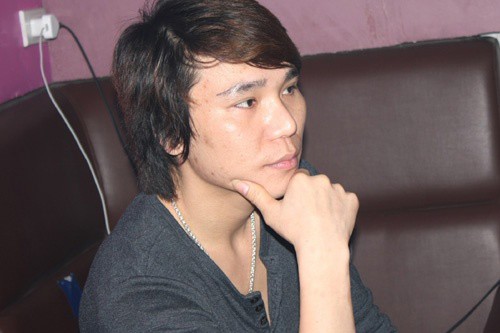 Ca sĩ Châu Việt Cường