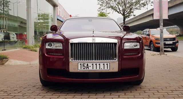 Xe Rolls-Royce Ghost Series I biển ngũ quý 1 đang được rao bán 11,5 tỷ đồng