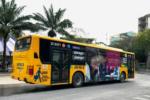TP HCM đang tăng cường đầu tư xe buýt mới và nâng cao chất lượng phục vụ trên xe Ảnh: GIA MINH