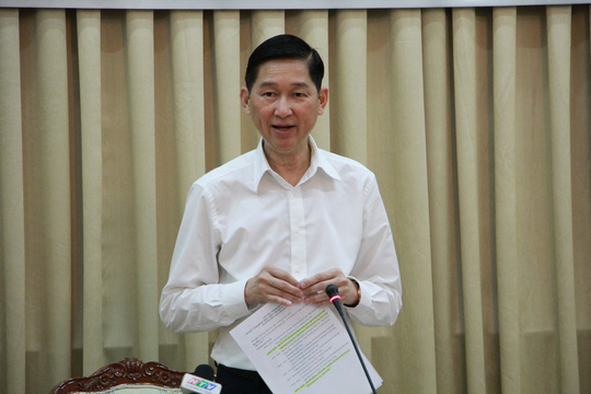 Phó Chủ tịch UBND TP Trần Vĩnh Tuyến ghi nhận nỗ lực của chủ đầu tư và đề nghị các đơn vị liên quan sớm xây dựng đơn giá thuê dịch vụ máy bơm chống ngập cho đường Nguyễn Hữu Cảnh