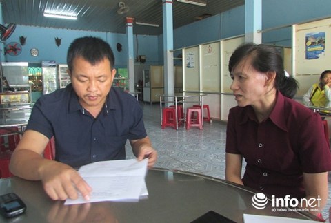 Bà Đông trình bày với PV về hoàn cảnh của quán