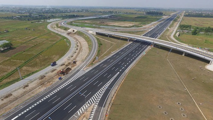 Dự án cao tốc Hạ Long – Hải Phòng và cầu Bạch Đằng có tổng chiều dài toàn tuyến 25,2 km với vận tốc thiết kế toàn tuyến là 100 km/giờ.