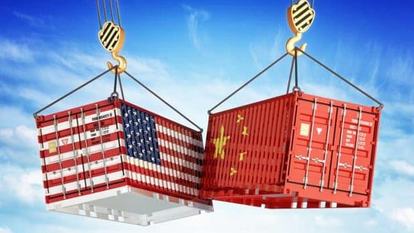 Thách thức của Việt Nam trong cuộc chiến thương mại Mỹ-Trung là quản chặt hàng Trung Quốc 