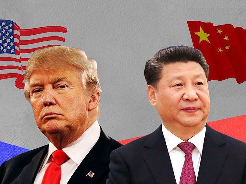 Tổng thống Donald Trump (trái) và Chủ tịch Tập Cận Bình bước vào giai đoạn căng thẳng mới trong cuộc chiến thương mại. Ảnh: SCROLL.IN