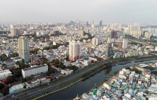 TP.HCM là đô thị đặc biệt, đô thị lớn của Việt Nam nên cần có giải pháp nghiên cứu để làm sao trở thành đô thị mang tầm quốc tế. Ảnh: HOÀNG TRIỀU