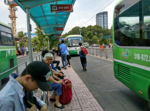 Việc triển khai xe buýt nhanh BRT tại TP HCM đang chờ để điều chỉnh    