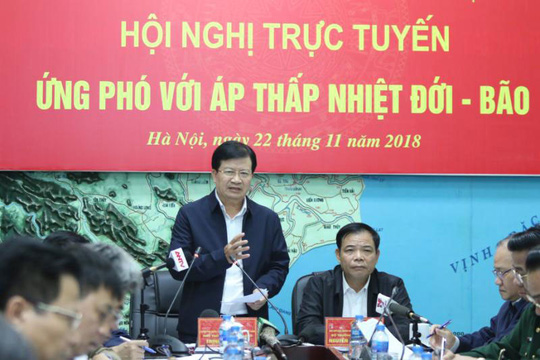 Phó Thủ tướng Trịnh Đình Dũng chủ trì hội nghị trực tuyến bàn biện pháp ứng phó bão số 9    
