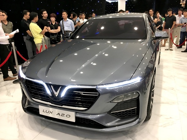 Dòng xe Sedan VinFast Lux A 2.0 chỉ còn 800 triệu đồng, chưa VAT và chi phí khác.  