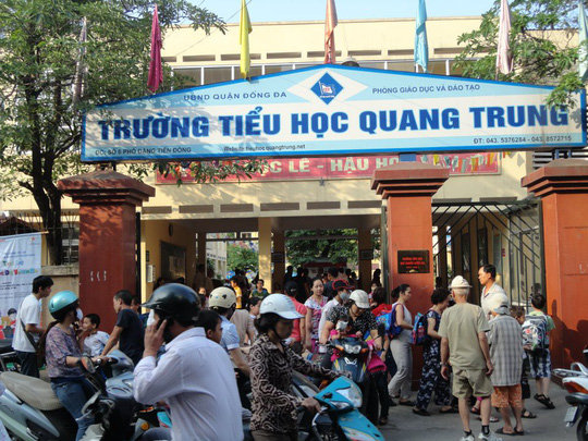 Trường Tiểu học Quang Trung (quận Đống Đa, TP Hà Nội), nơi xảy ra vụ tát học sinh gây bức xúc - Ảnh: CL