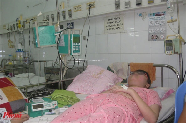 Một bệnh nhi bị bệnh Lupus ban đỏ hệ thống điều trị tại Bệnh viện Nhi đồng 2 TP.HCM  