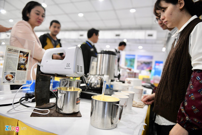 Đặc sản cà phê trứng của Hà Nội cũng được phục vụ tại hội nghị. Ảnh: Quỳnh Trang.