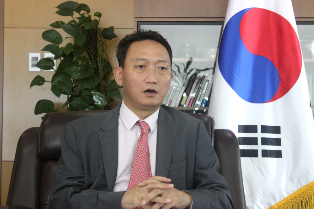 Đại sứ Hàn Quốc tại Việt Nam Kim Do-hyon  
