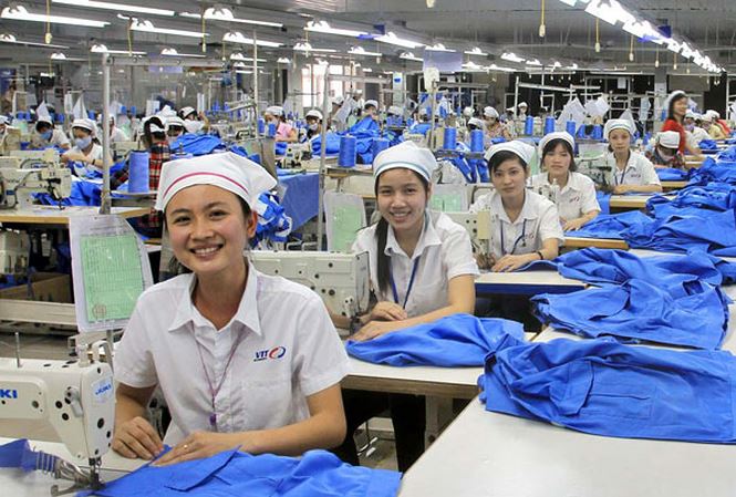 Hàng dệt may là nhóm mặt hàng có trị giá xuất khẩu lớn nhất của Việt Nam sang thị trường Hoa Kỳ với trị giá trong năm 2018 đạt 13,7 tỷ USD, tăng 11,6% so với năm 2017.  