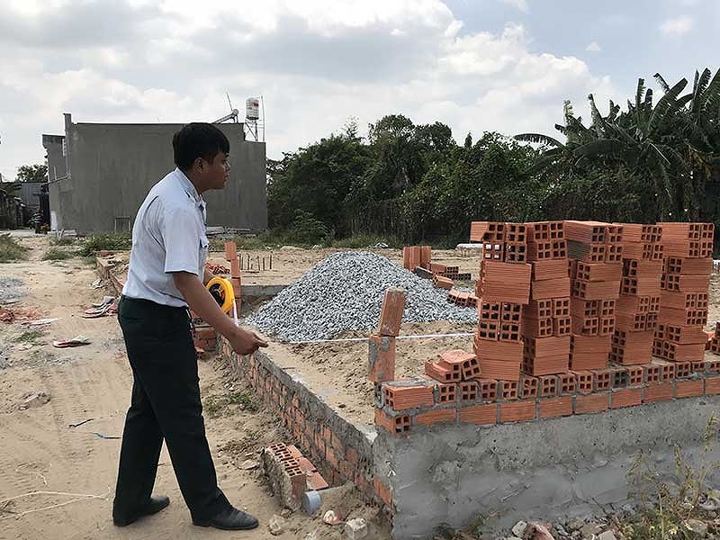 Một công trình xây lụi tại xã Vĩnh Lộc A, huyện Bình Chánh, TP.HCM đang bị Thanh tra Sở Xây dựng lập hồ sơ xử lý. Ảnh: VIỆT HOA    