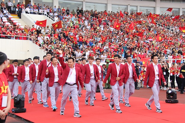 Các cầu thủ Olympic Việt Nam tham dự lễ vinh danh  