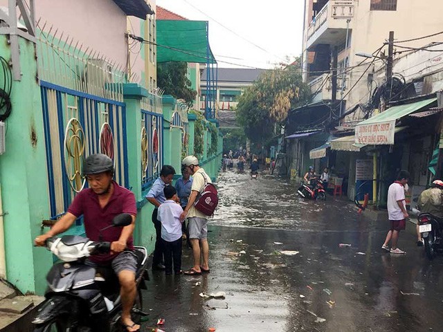 Hẻm 687 đường Kinh Dương Vương ngập lụt mỗi khi mưa lớn (Ảnh: TL)    