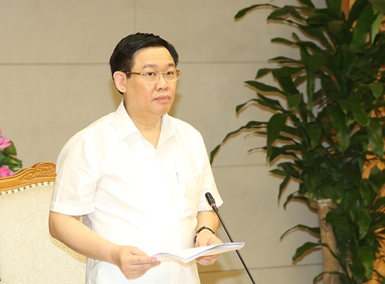 Phó Thủ tướng Vương Đình Huệ phát biểu tại cuộc làm việc. Ảnh: VGP  