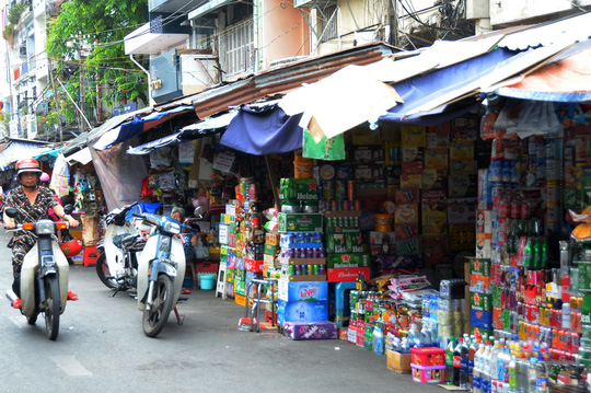Một góc chợ Tôn Thất Đạm, quận 1, TP HCM. Ảnh: Tấn Thạnh    