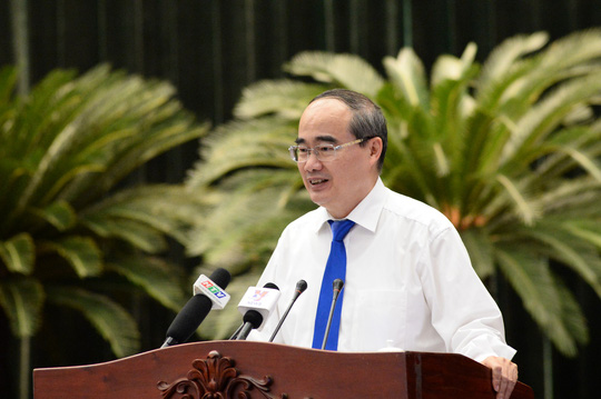 Ủy viên Bộ Chính trị, Bí thư Thành ủy TP HCM Nguyễn Thiện Nhân phát biểu bế mạc hội nghị