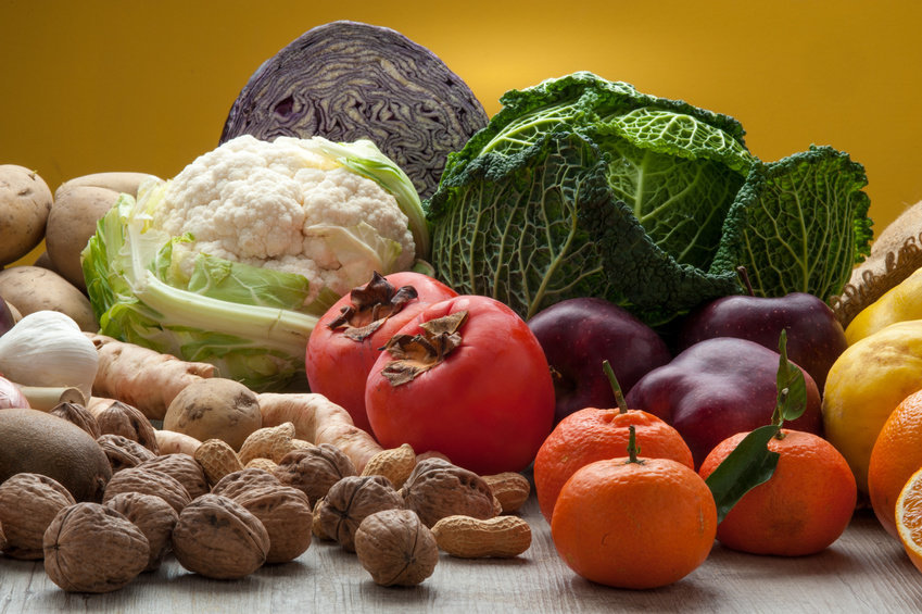 Các thực phẩm như đậu, rau, các loại hạt và ngũ cốc có chứa nguồn chất đạm lành mạnh cho cơ thể không kém thịt, trứng, sữa (Ảnh: internet)