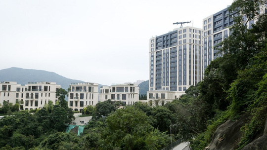 Dự án nhà ở cao cấp Mount Nicholson do 2 Công ty Wheelock Properties và Wharf Holdings phối hợp cùng Công ty Nan Fung Development thực hiện Ảnh: REUTERS