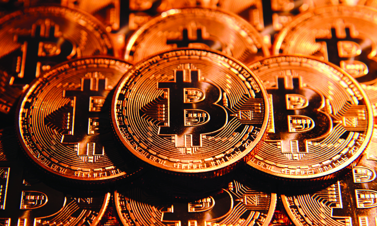 Bitcoin hiện đạt mức cao kỷ lục mọi thời đại, hơn 8.100 USD/Bitcoin vào ngày 20/11.