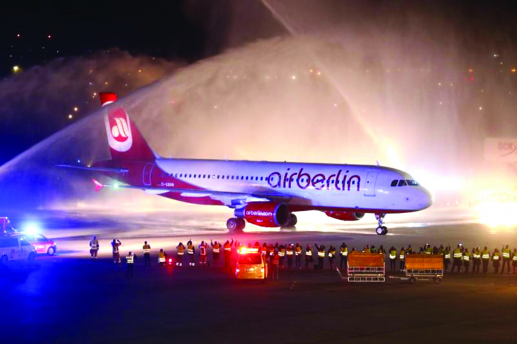 Chuyến bay số hiệu AB6210 là chuyến bay cuối cùng của hãng Air Berlin tại sân bay Tegel, Berlin vào ngày 27/10/2017. (Ảnh: Reuters).