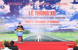Phó Thủ tướng Trịnh Đình Dũng phát biểu tại buổi lễ. Ảnh VGP/Quang Hiếu  