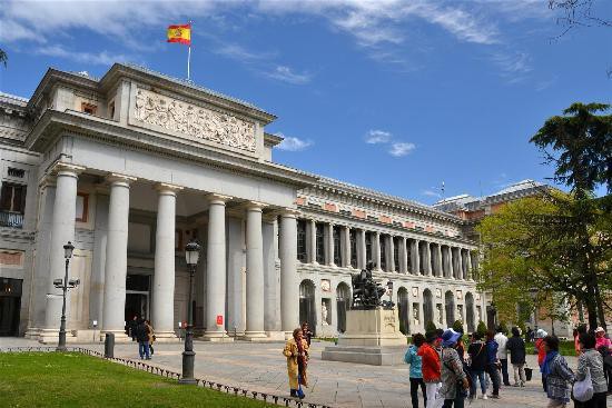 Đứng thứ 5 là Bảo tàng Quốc gia Prado nằm ở Madrid, Tây Ban Nha. 