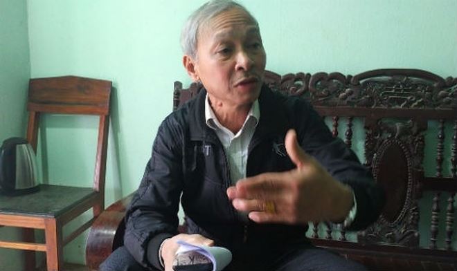 Ông Nguyễn Duy Mạnh, Giám đốc HTX Dịch vụ Nông nghiệp Liên Hoa trao đổi với phóng viên báo PLVN. Ảnh: Xuân Hồng.