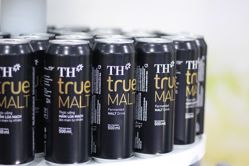 Sản phẩm TH true MALT không chỉ dùng giải khát đem đến cảm giác sảng khoái mà còn tốt cho sức khỏe khi chứa những dưỡng chất từ mầm lúa mạch.    