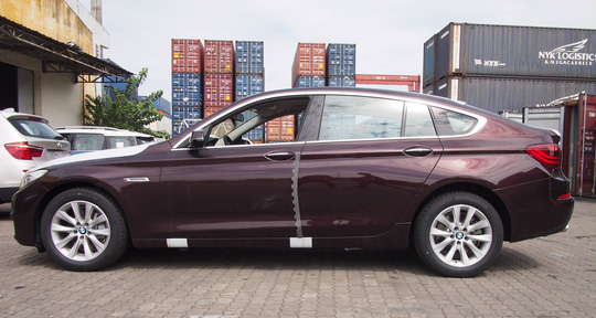 Lô xe BMW do Thaco nhập về trong tháng 12-2017 để chính thức giới thiệu ra thị trường trong tháng 1-2018.