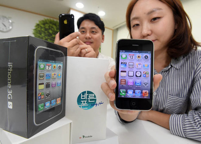 Chiếc iPhone 3GS được bán bởi SK Telink có giá chưa đến 1 triệu đồng.