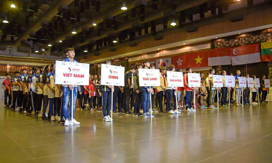 11 quốc gia tham dự giải Patin Freestyle Đông Nam Á. Ảnh: Đ.Hợp  