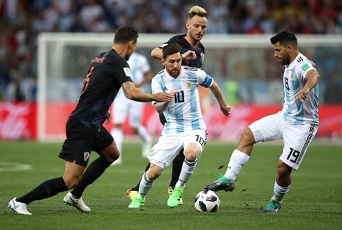 Cơ hội đi tiếp vẫn còn với Argentina ?    